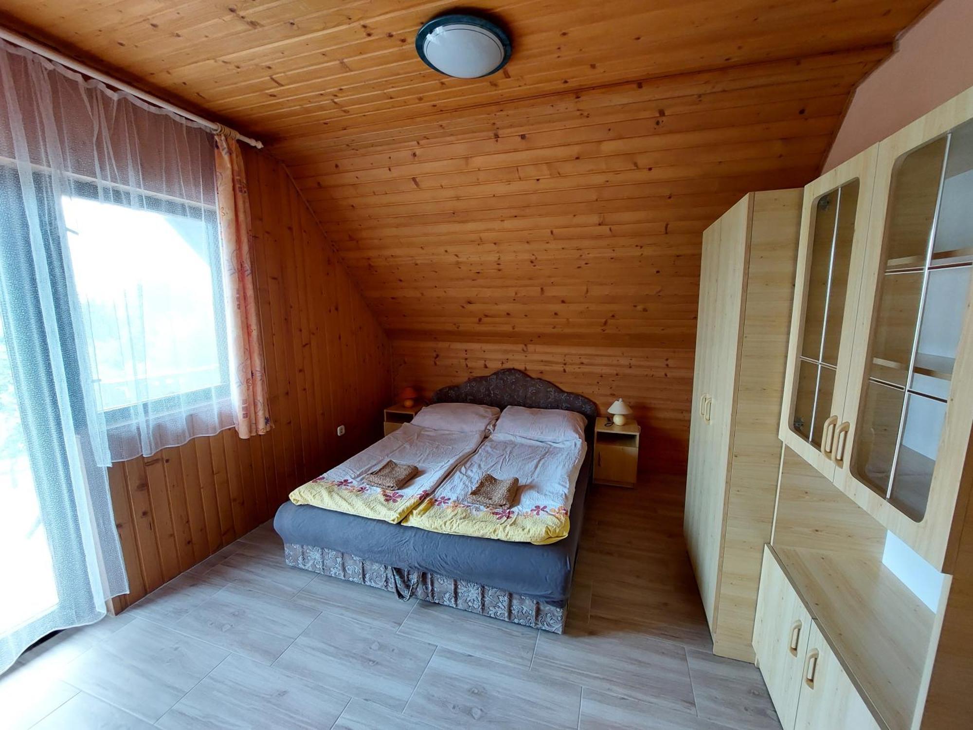 Panna Apartmanhaz Balatonlelle Exterior foto